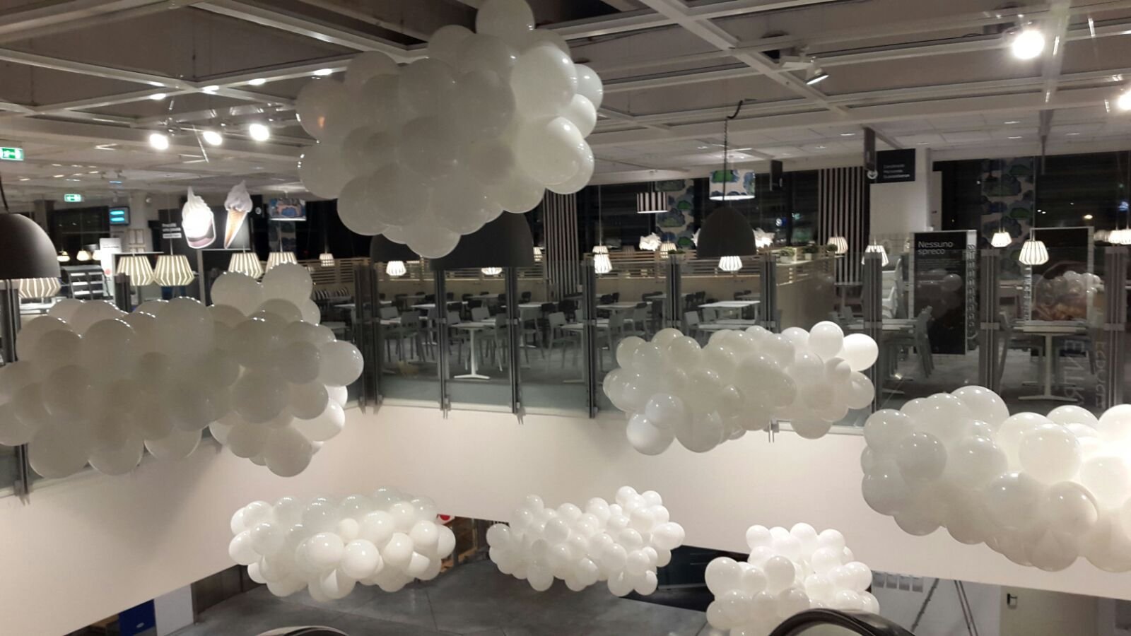 allestimento megastore