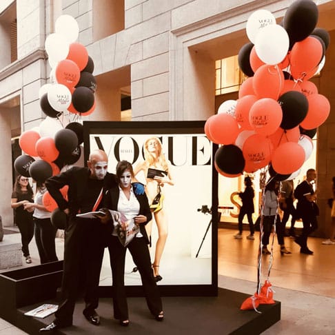 Palloncini e Street Marketing: Evento Vogue a Milano